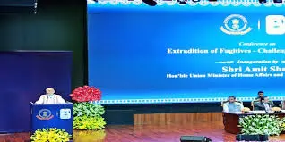 प्रत्यर्पण प्रक्रिया सुगम बनाने के लिए राज्य सरकारें भगोड़े अपराधियों का विशेष सेल स्थापित करें: अमित शाह