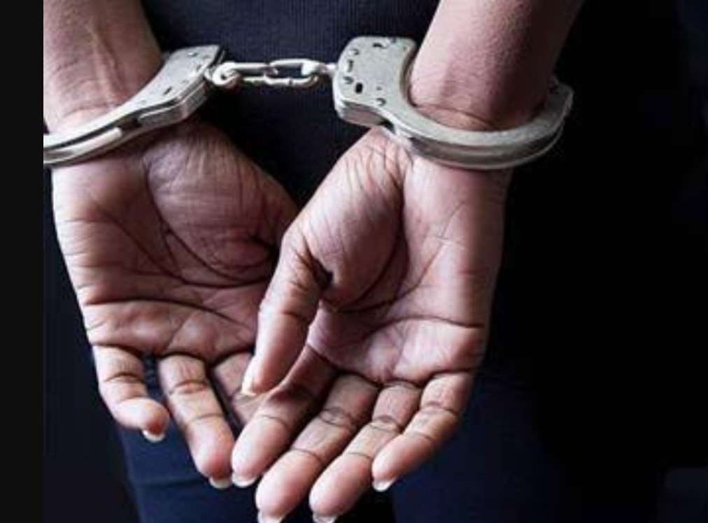 मणिपुर में तीन उग्रवादी गिरफ्तार, भारी मात्रा में हथियार व गोला-बारूद बरामद